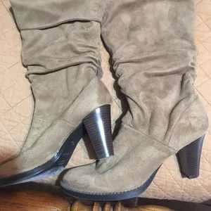 boots 💥3 for 12💥